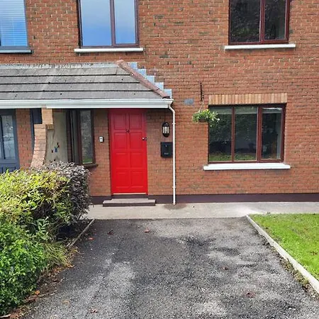 Mulberry House * Willsborough