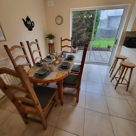 Mulberry House * Willsborough